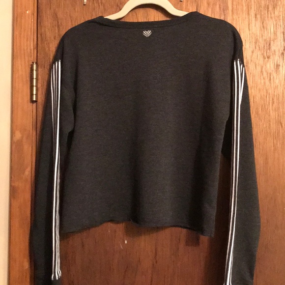 Forever 21 Black Crop Top - Picture 4 of 6